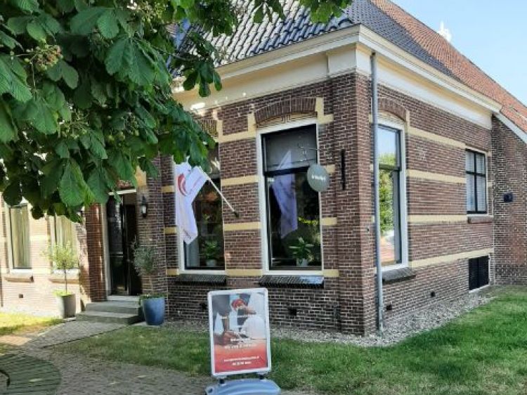 Kantoor buiten.jpg